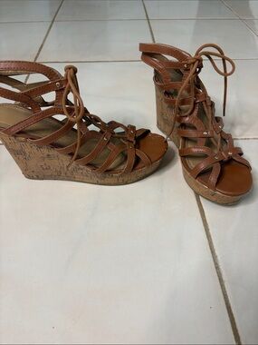 Brash Brown Lace-Up Cork Wedge Sandals. Size 8